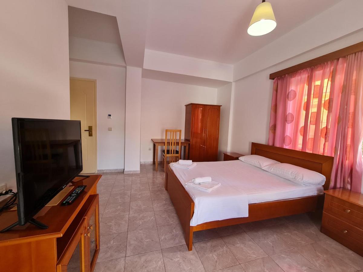 Sunlight Apartments Gjordeni クサミル エクステリア 写真