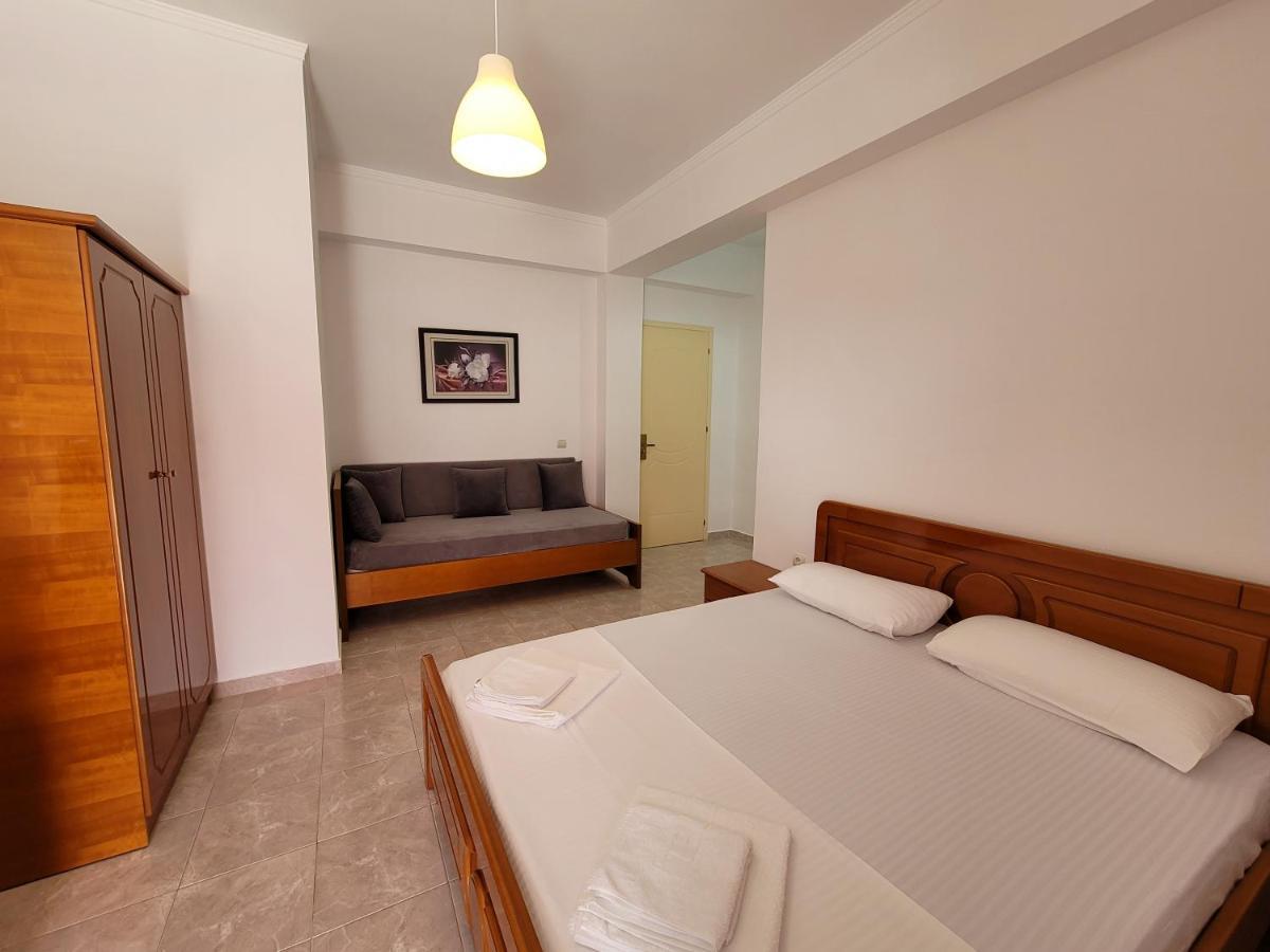 Sunlight Apartments Gjordeni クサミル エクステリア 写真