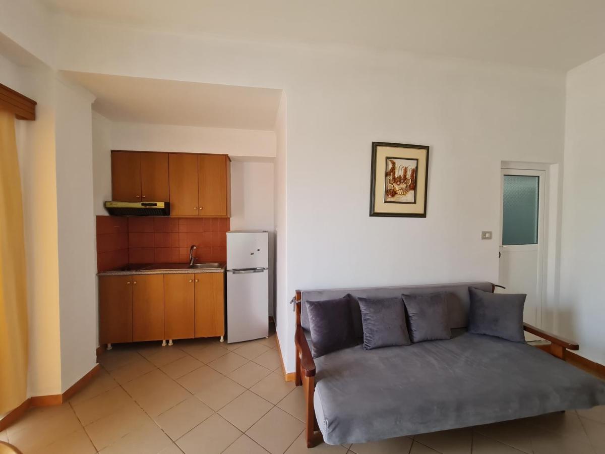 Sunlight Apartments Gjordeni クサミル エクステリア 写真