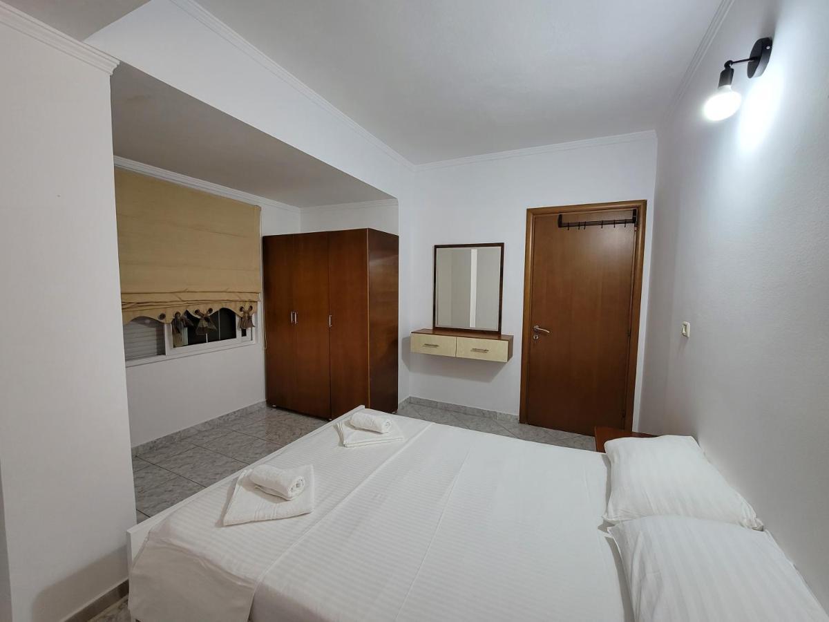 Sunlight Apartments Gjordeni クサミル エクステリア 写真