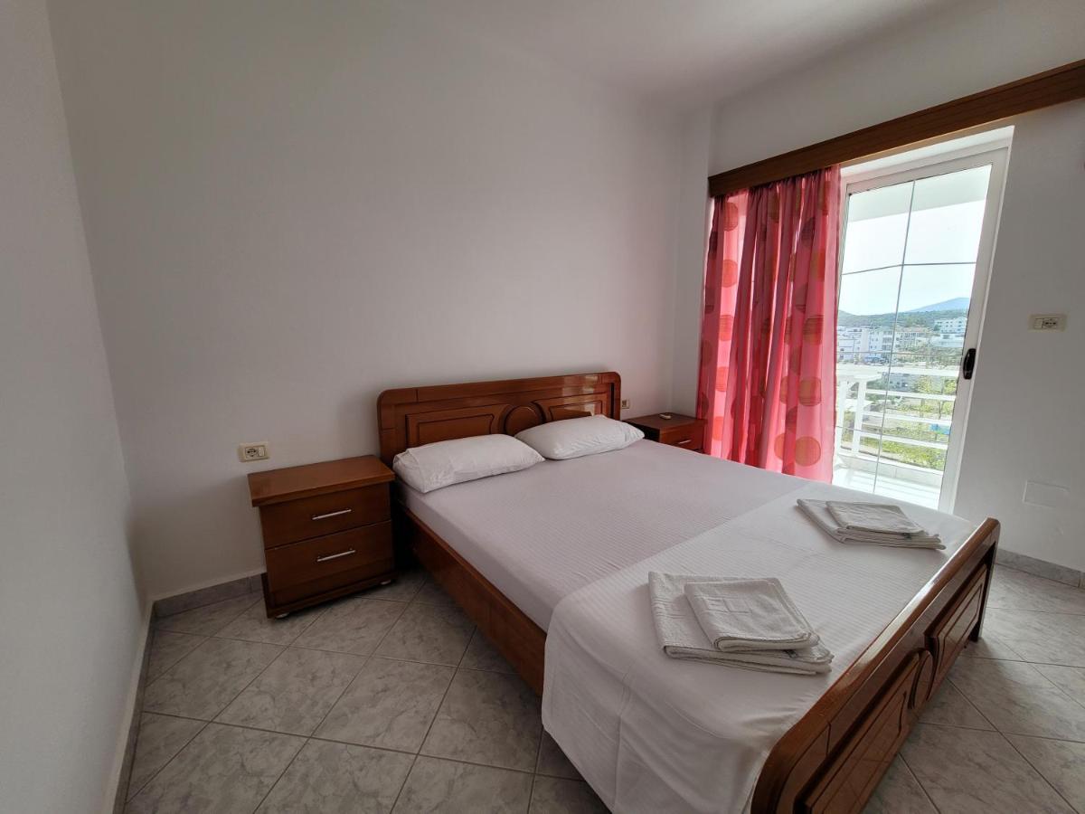 Sunlight Apartments Gjordeni クサミル エクステリア 写真