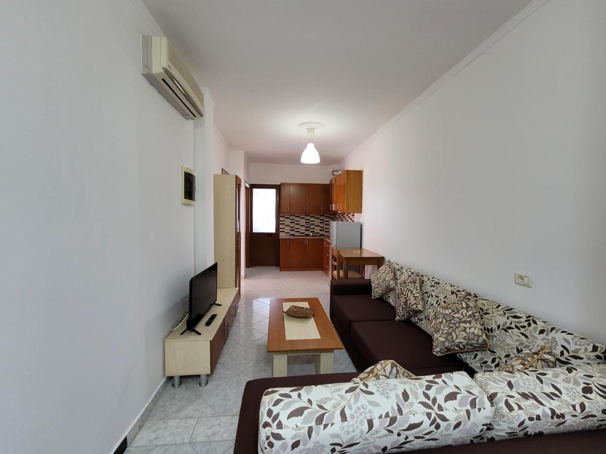 Sunlight Apartments Gjordeni クサミル エクステリア 写真